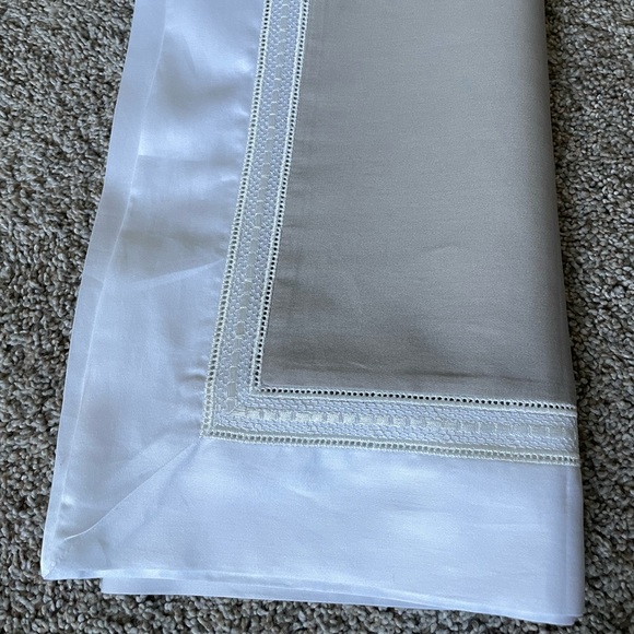 Bovi Devere Standard Pillow Case Sham - Picture 11 of 14